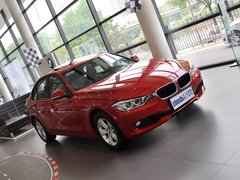 2013款 320i 2.0T 自动 时尚型