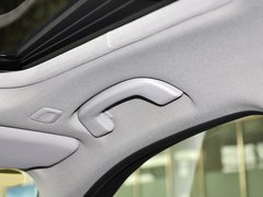 2013款 320i 2.0T 自动 时尚型