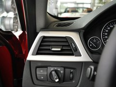 2013款 320i 2.0T 自动 时尚型