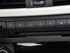 2013款 320i 2.0T 自动 时尚型