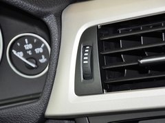 2013款 320i 2.0T 自动 时尚型