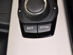 2013款 320i 2.0T 自动 时尚型
