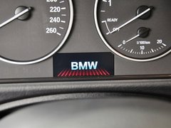 2013款 320i 2.0T 自动 时尚型