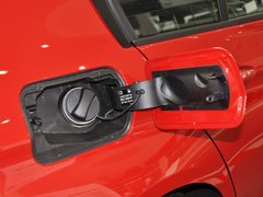 2013款 320i 2.0T 自动 时尚型