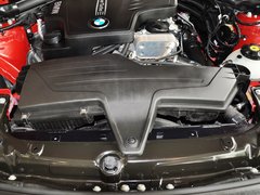 2013款 320i 2.0T 自动 时尚型