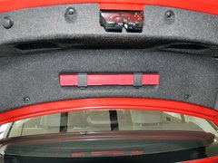 2013款 320i 2.0T 自动 时尚型