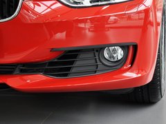 2013款 320i 2.0T 自动 时尚型