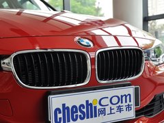 2013款 320i 2.0T 自动 时尚型