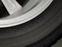 2013款 1.8L 自动 十周年纪念导航版