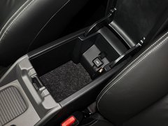 2013款 1.8L 自动 十周年纪念导航版