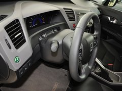 2013款 1.8L 自动 十周年纪念导航版