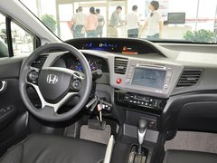 2013款 1.8L 自动 十周年纪念导航版