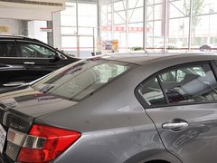 2013款 1.8L 自动 十周年纪念导航版