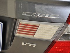 2013款 1.8L 自动 十周年纪念导航版