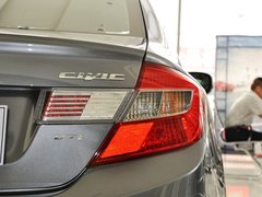 2013款 1.8L 自动 十周年纪念导航版