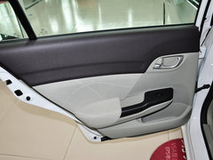 2013款 1.8L 自动 十周年纪念舒适版