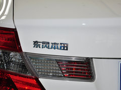2013款 1.8L 自动 十周年纪念舒适版