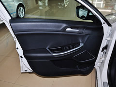 2013款 550S 1.8L 自动 启臻版