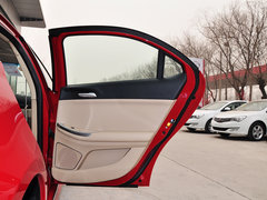 2013款 550S 1.8L 自动 启臻版