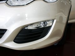 2013款 550S 1.8L 手动 启逸版