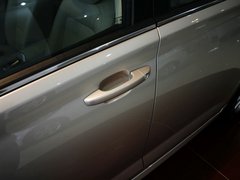 2013款 550S 1.8L 手动 启逸版