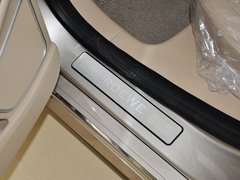 荣威550 2013款 550S 1.8L 手动 启逸版