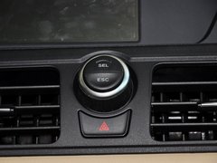 荣威550 2013款 550S 1.8L 手动 启逸版