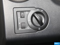 2013款 550S 1.8L 手动 启逸版