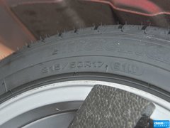 2013款 550D 1.8T 自动 品臻版