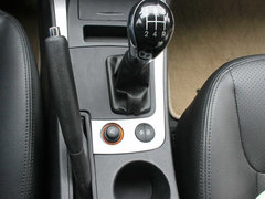 2013款 1.8L 手动 精英型5座