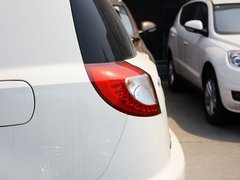 2013款 2.0L 手动 尊贵型5座