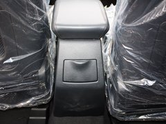 2013款 2.0L 手动 尊贵型5座