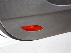 2013款 2.0L 手动 尊贵型5座