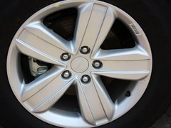 2013款 2.0L 手动 尊贵型5座