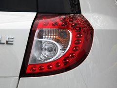 2013款 2.4L 自动 尊贵型5座