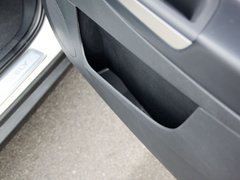 2013款 2.4L 自动 尊贵型5座
