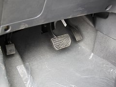 2013款 2.4L 自动 尊贵型5座