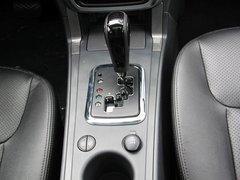 2013款 2.4L 自动 尊贵型5座