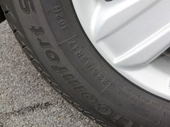 2013款 2.4L 自动 尊贵型5座