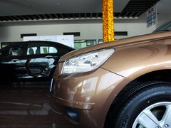 2013款 2.4L 自动 尊贵型5座
