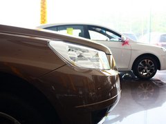 2013款 2.4L 自动 尊贵型5座