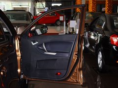 2013款 2.4L 自动 尊贵型5座