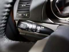 2013款 2.4L 自动 尊贵型5座