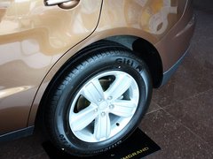 2013款 2.4L 自动 尊贵型5座