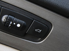 2013款 2.4L 自动 尊贵型5座