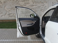 2013款 2.4L 自动 尊贵型5座