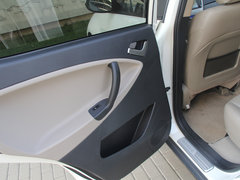 2013款 2.4L 自动 尊贵型5座