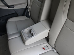 2013款 2.4L 自动 尊贵型5座