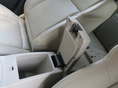 2013款 2.4L 自动 尊贵型5座