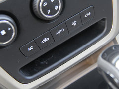2013款 2.4L 自动 尊贵型5座